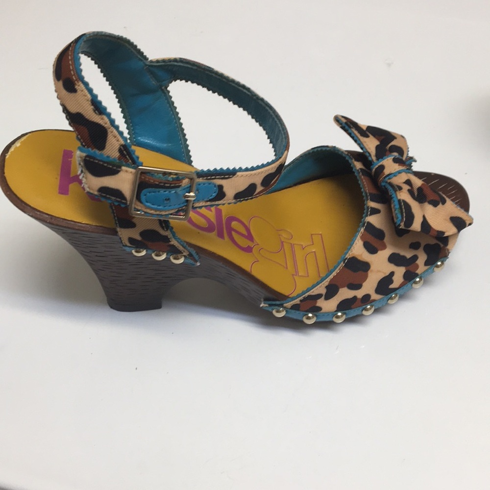 Kensie Girl Platform Shoe Size 7B
